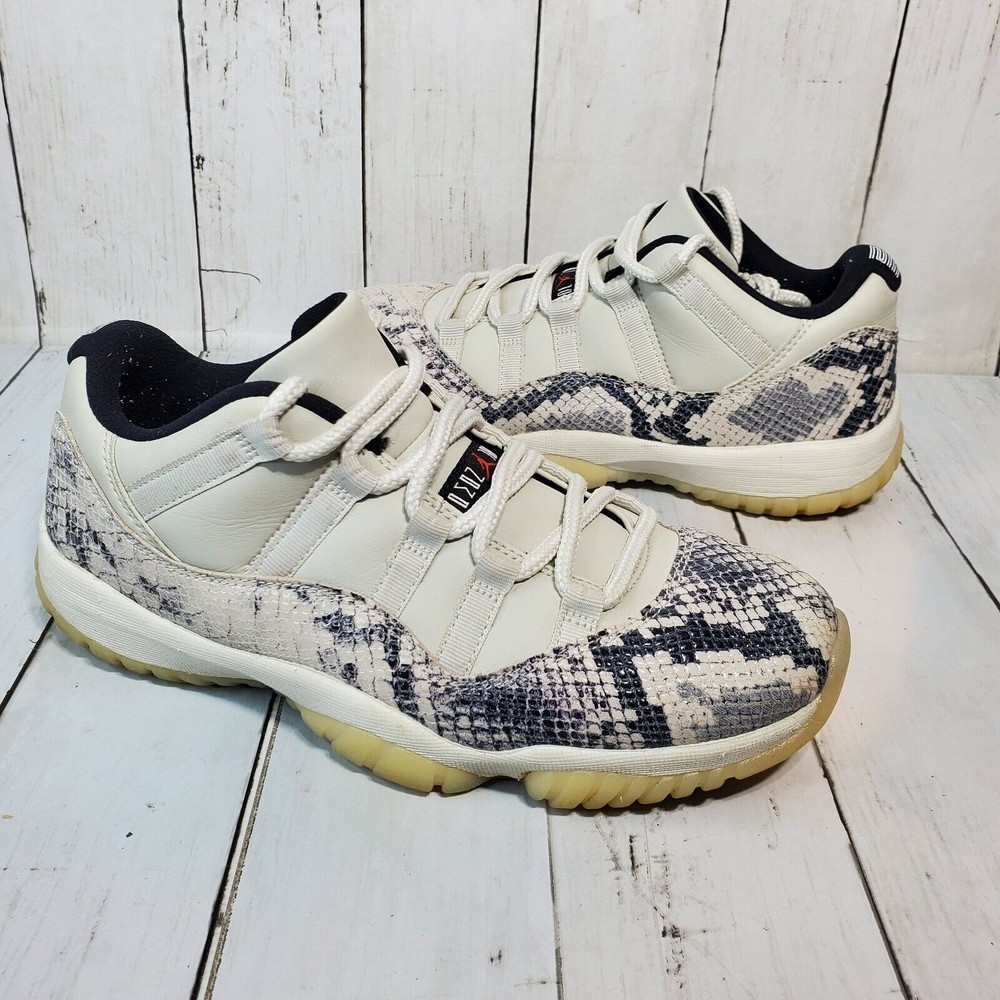 Air Jordan 11 Retro Low Snake Light Bone Snakeskin Men's Size 7.5 Sneaker CD6846